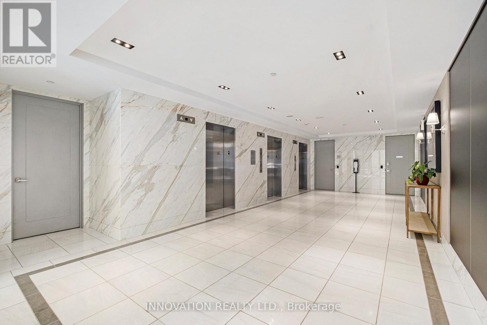 1003 - 111 Champagne Avenue S, Ottawa, Ontario  K1S 5V3 - Photo 6 - X12749758