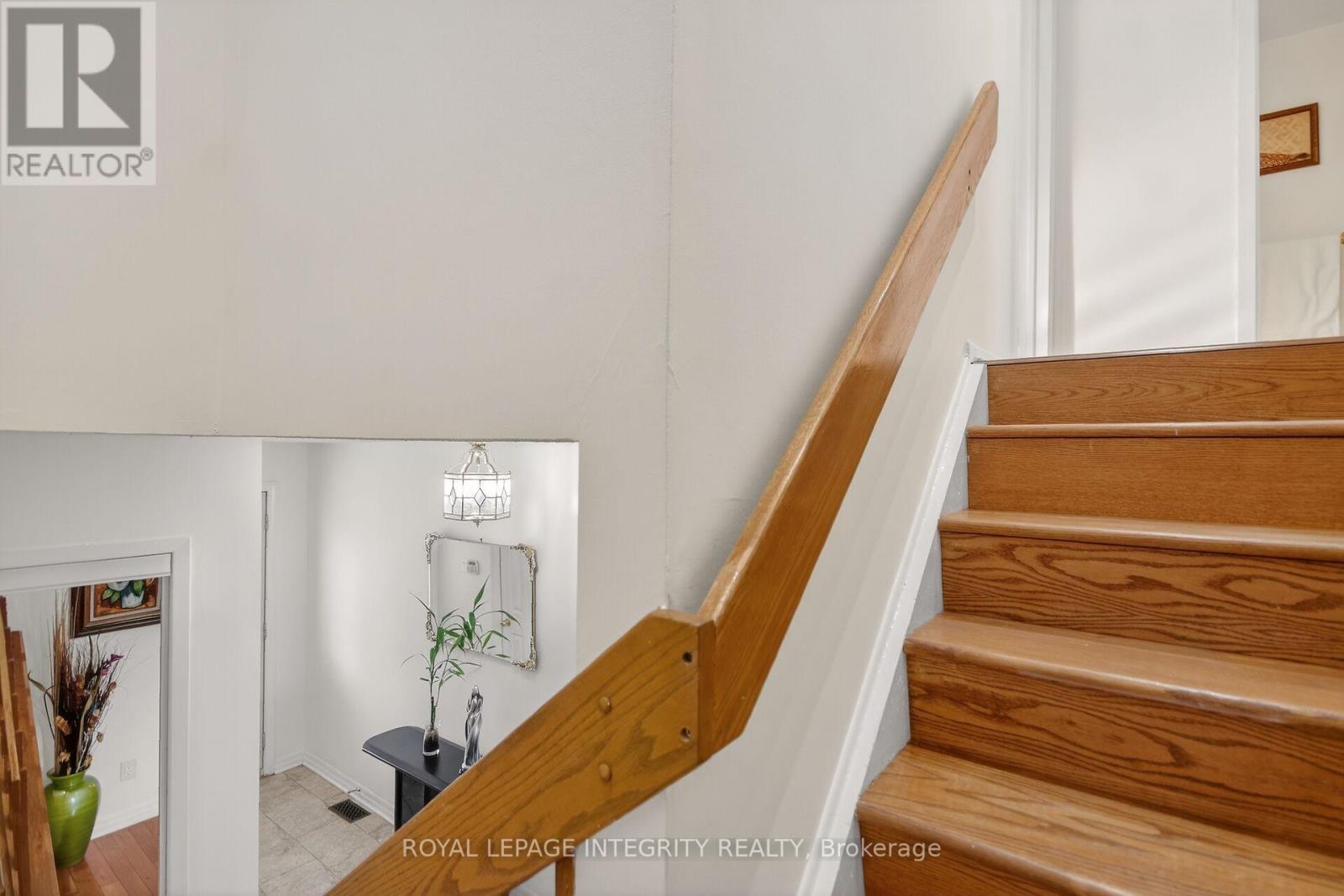 13 - 2415 Southvale Crescent, Ottawa, Ontario  K1B 4T9 - Photo 34 - X12749856