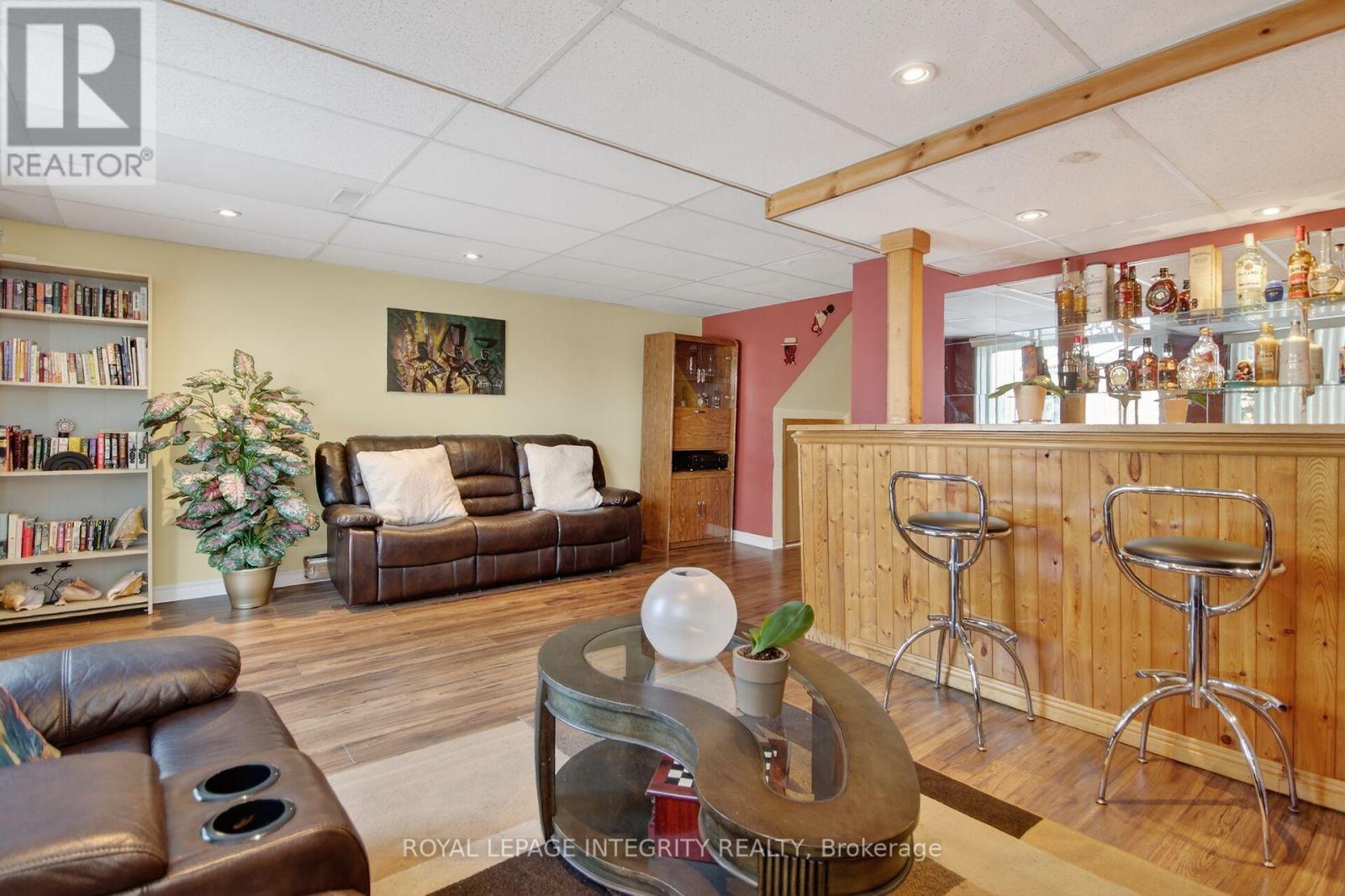 13 - 2415 Southvale Crescent, Ottawa, Ontario  K1B 4T9 - Photo 35 - X12749856