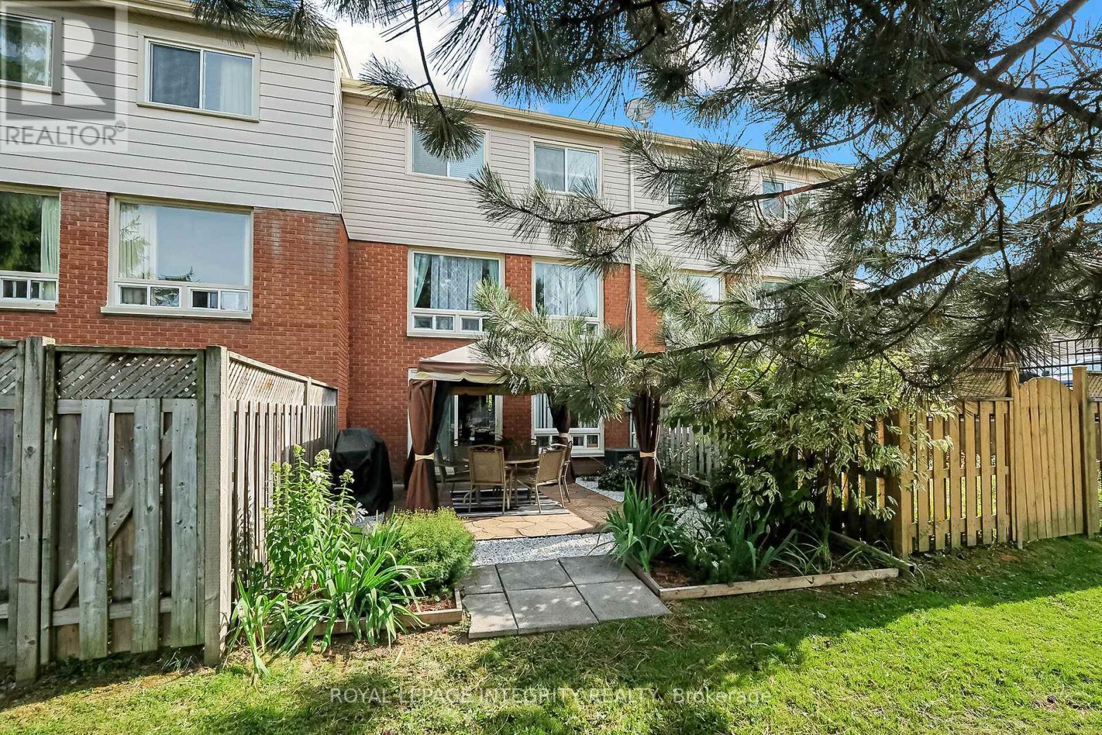 13 - 2415 Southvale Crescent, Ottawa, Ontario  K1B 4T9 - Photo 46 - X12749856
