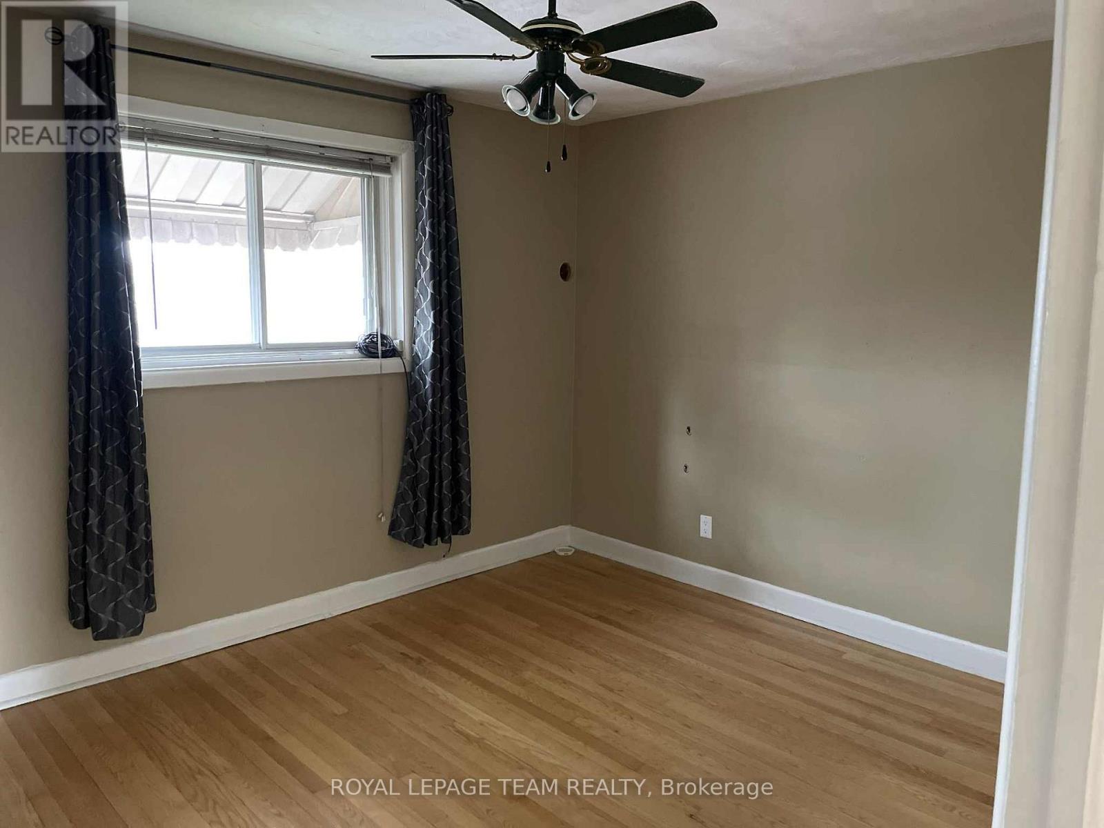 482 Vernon Avenue, Ottawa, Ontario  K1K 1A6 - Photo 11 - X12749892