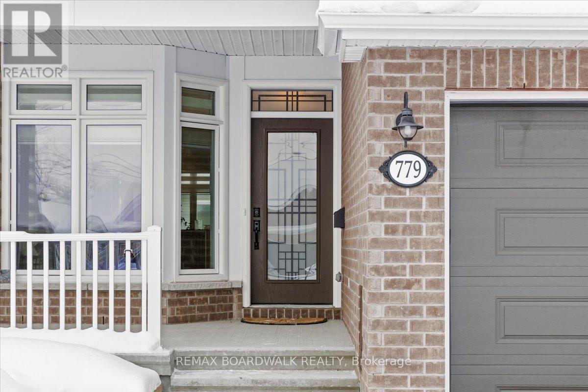 779 Keinouche Place, Ottawa, Ontario  K4A 5K3 - Photo 2 - X12749934
