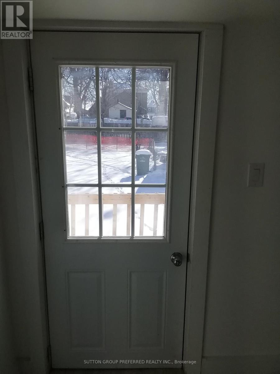 11 Amelia Street, St. Thomas, Ontario  N5R 2X5 - Photo 19 - X12736310