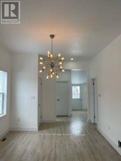 11 Amelia Street, St. Thomas, Ontario  N5R 2X5 - Photo 6 - X12736310