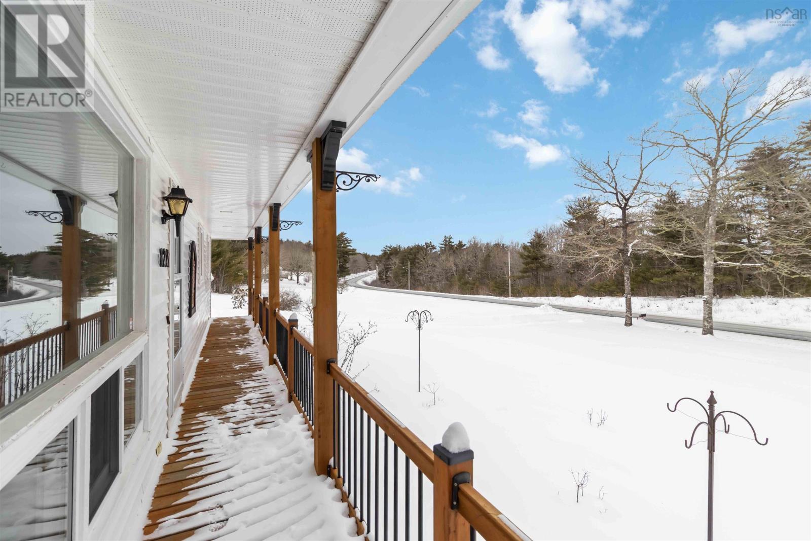 8215 Highway 8, South Brookfield, Nova Scotia  B0T 1X0 - Photo 5 - 202601915