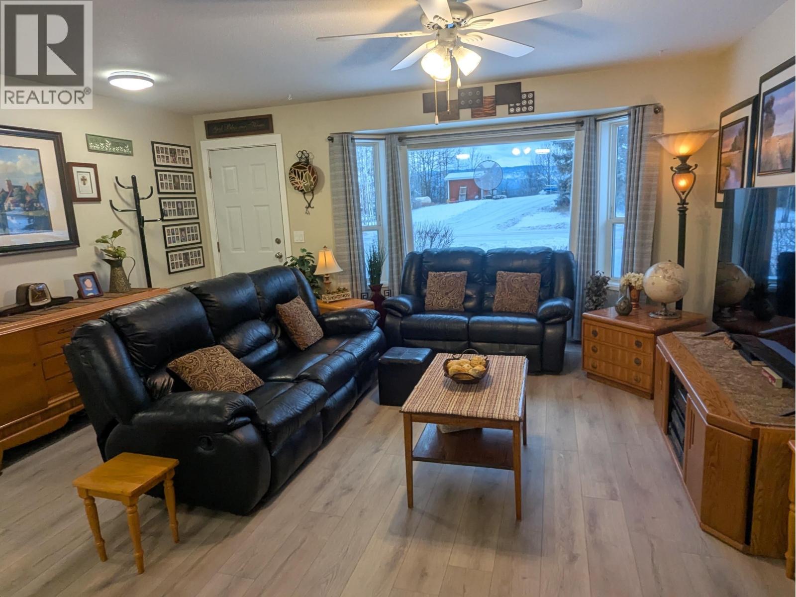 1668 Tower Street, Telkwa, British Columbia  V0J 2X0 - Photo 12 - R3084070