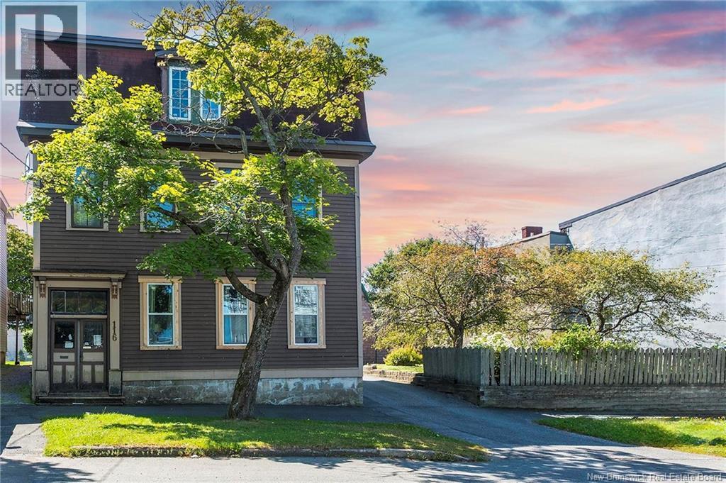 116 Broad Street, Saint John, New Brunswick  E2L 1Y6 - Photo 1 - NB124139