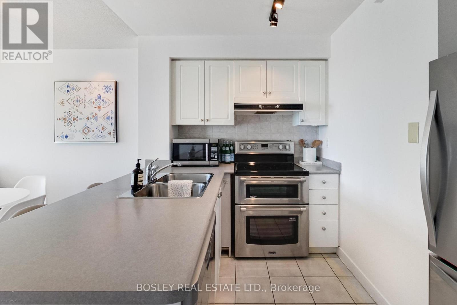 508 - 650 Queens Quay W, Toronto, Ontario  M5V 3N2 - Photo 8 - C12749676