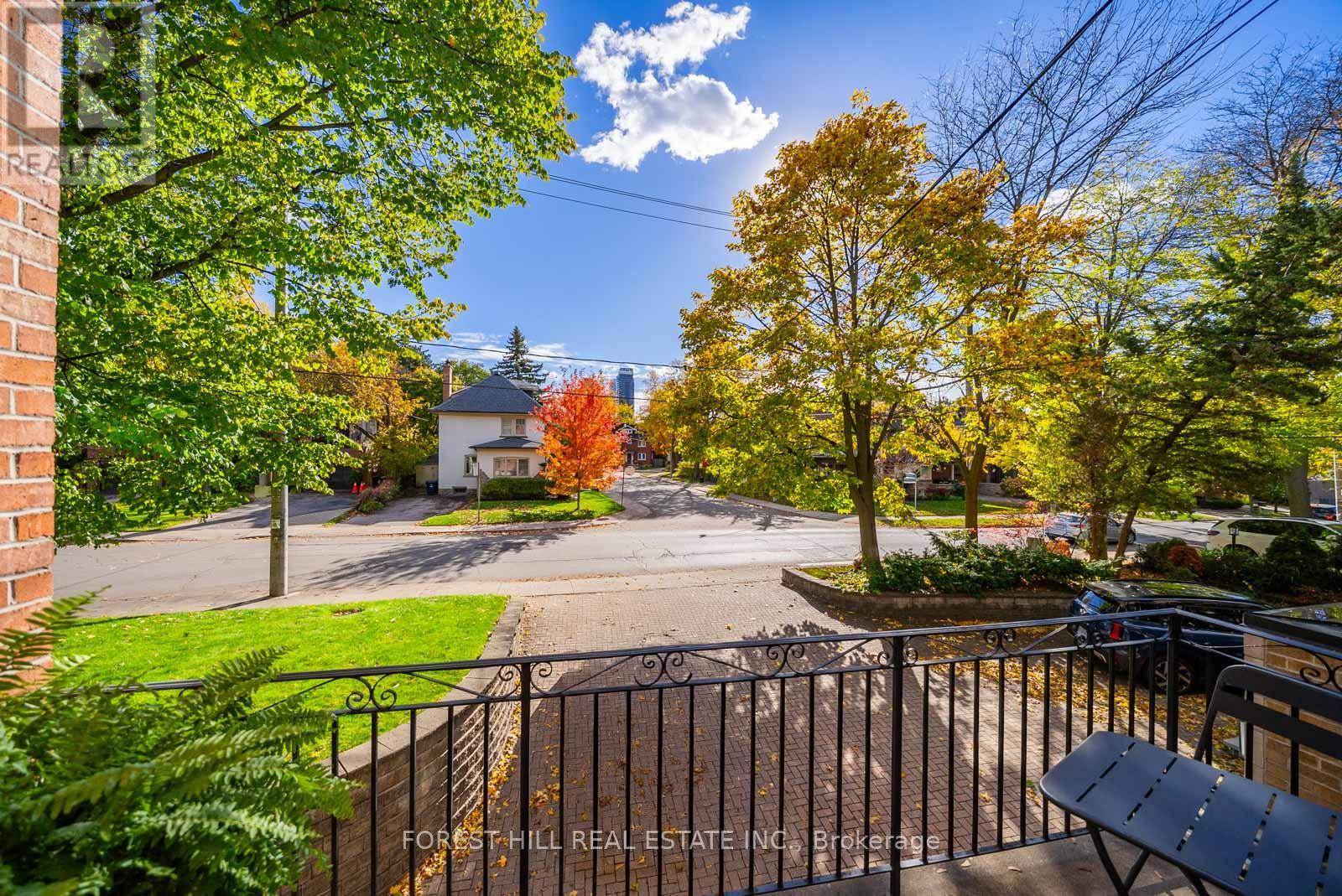 2 St Hildas Avenue, Toronto, Ontario  M4N 2P4 - Photo 14 - C12749688