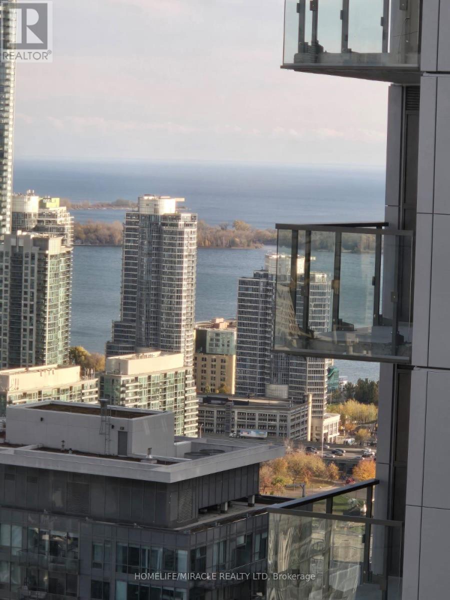 4721 - 28 Widmer Street, Toronto, Ontario  M5V 0T2 - Photo 11 - C12749812