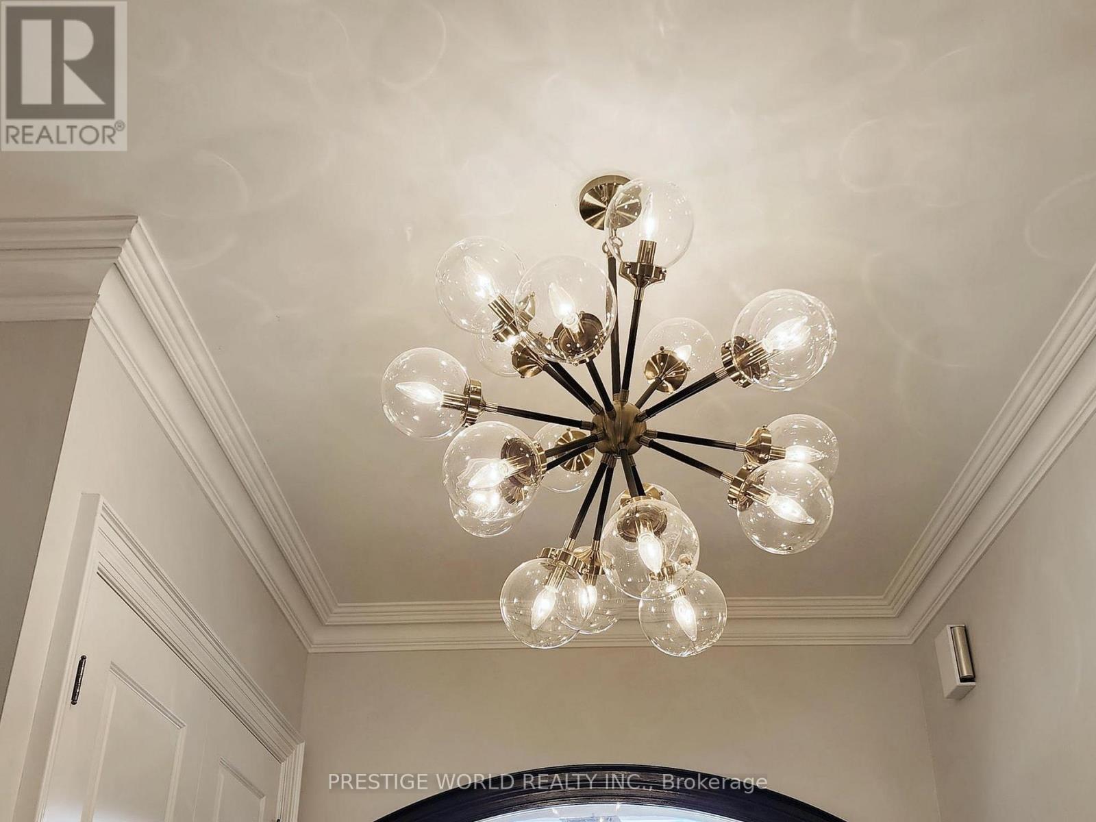 6 Blaine Drive, Toronto, Ontario  M3B 2G4 - Photo 5 - C12749818