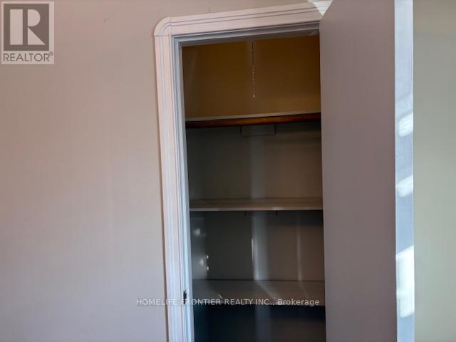 91 Finch Avenue E, Toronto, Ontario  M2N 4R4 - Photo 4 - C12749936