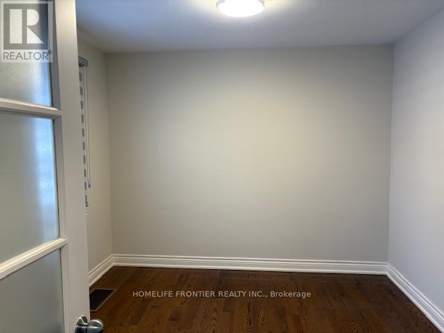 91 Finch Avenue E, Toronto, Ontario  M2N 4R4 - Photo 5 - C12749936