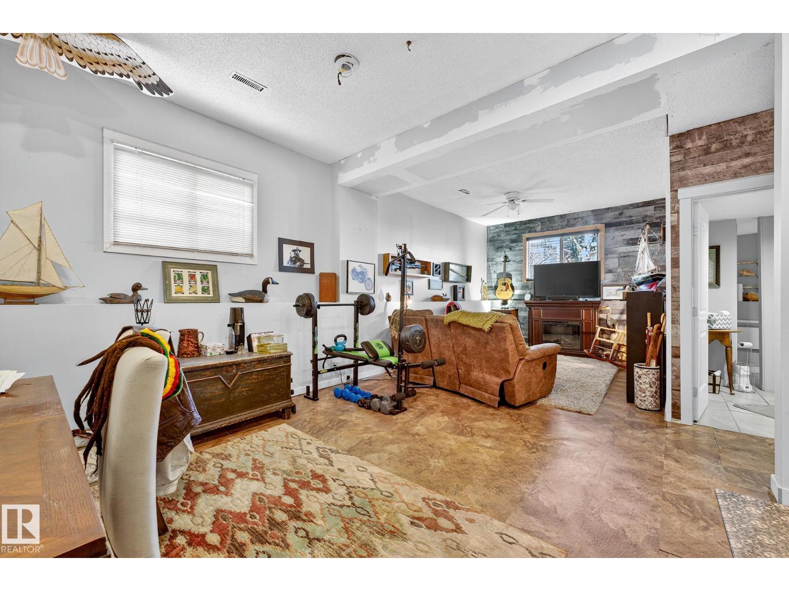 4664 16a Av Nw, Edmonton, Alberta  T6L 2S2 - Photo 47 - E4470852