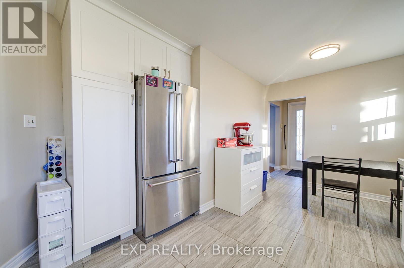 10 Pastrano Court, Toronto, Ontario  M1M 1X1 - Photo 18 - E12749874