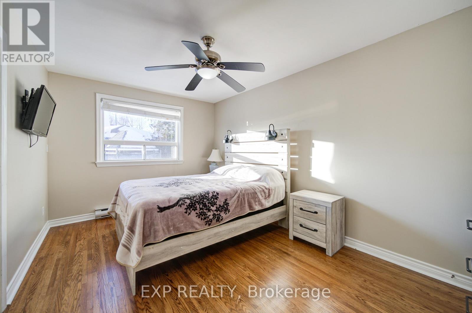 10 Pastrano Court, Toronto, Ontario  M1M 1X1 - Photo 22 - E12749874