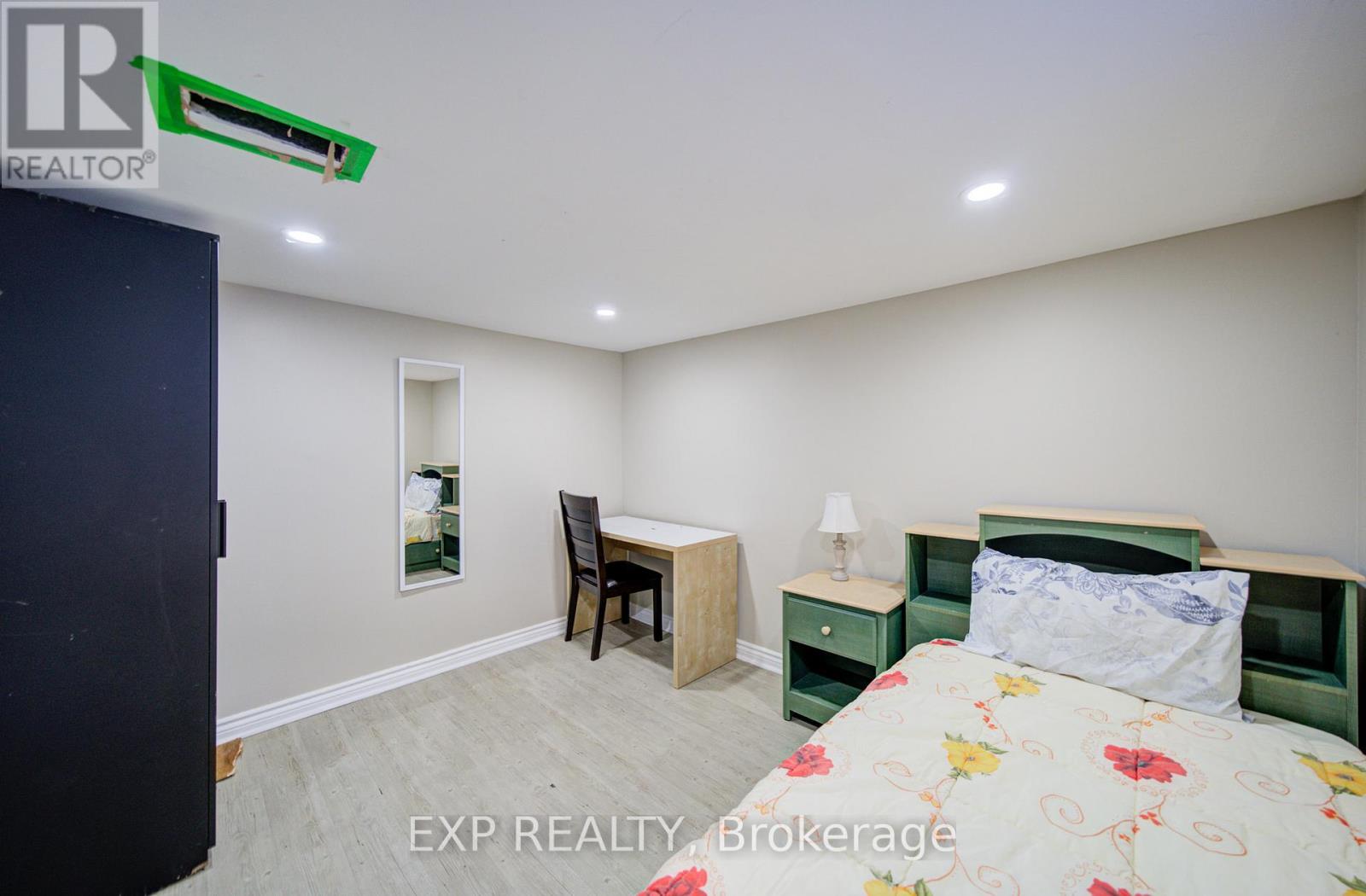 10 Pastrano Court, Toronto, Ontario  M1M 1X1 - Photo 32 - E12749874
