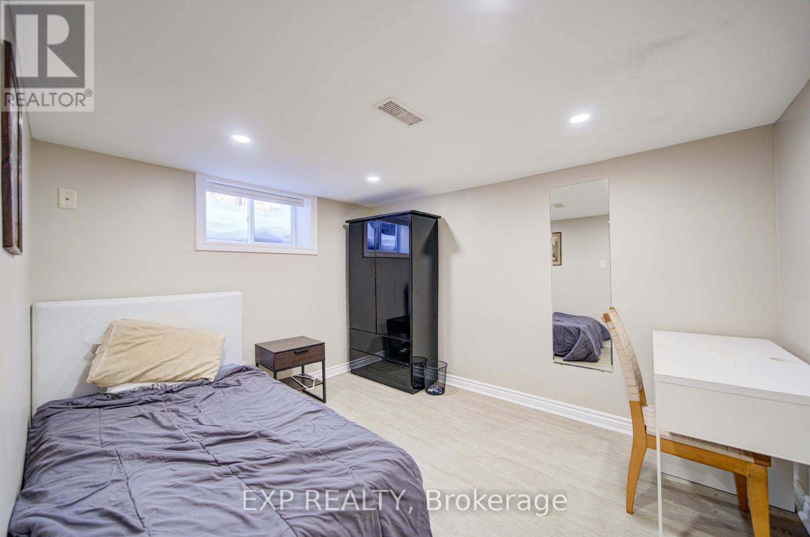10 Pastrano Court, Toronto, Ontario  M1M 1X1 - Photo 41 - E12749874
