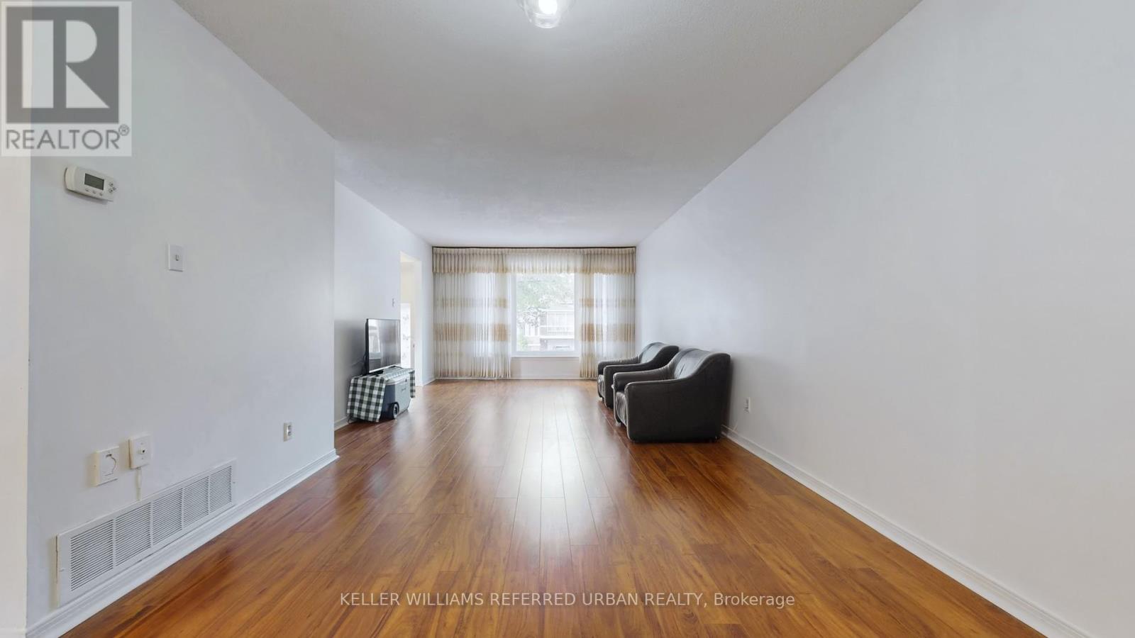 15 Thistlewaite Crescent, Toronto, Ontario  M1S 3Y8 - Photo 5 - E12749926