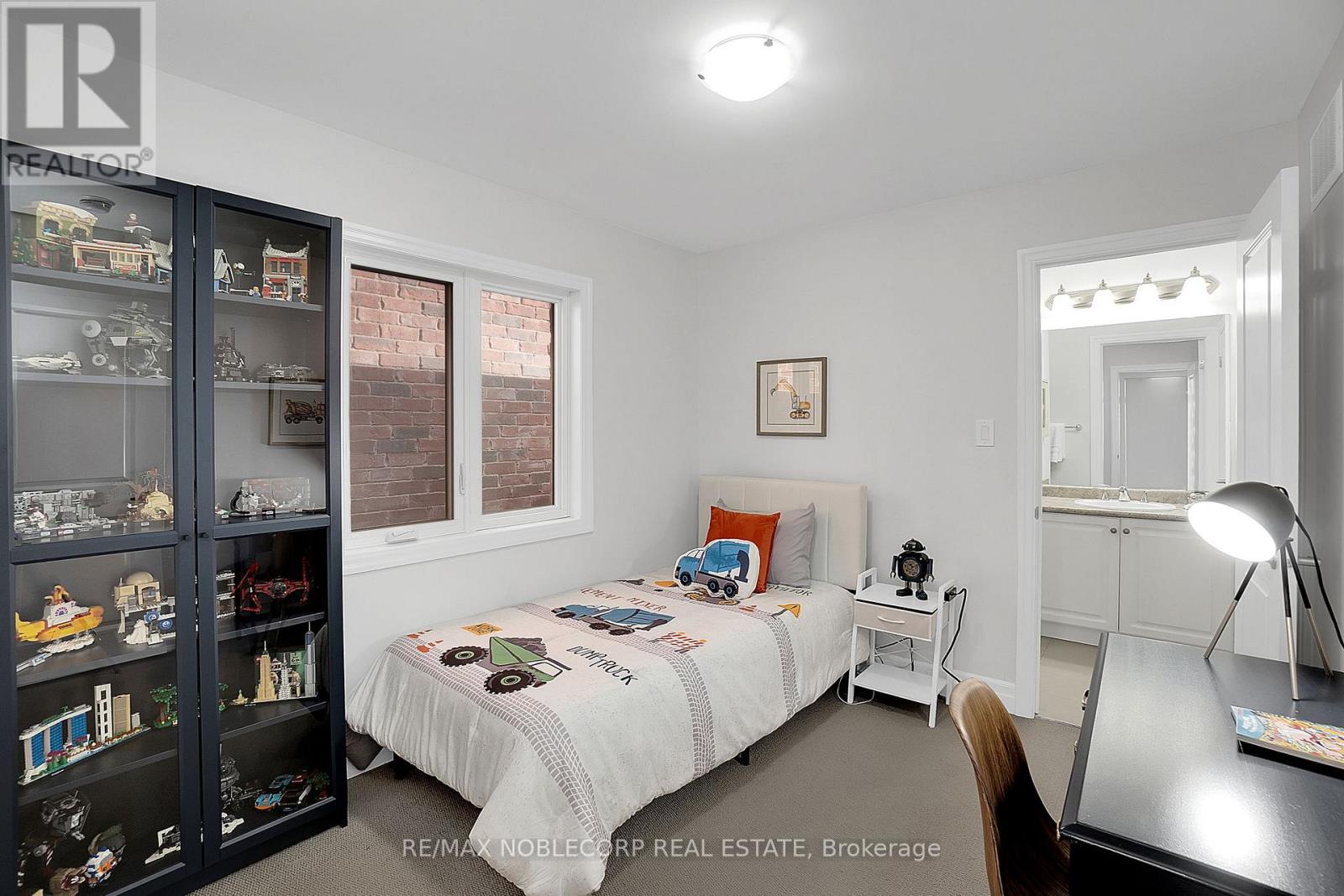 54 Wells Orchard Crescent, King, Ontario  L7B 0C6 - Photo 32 - N12749682