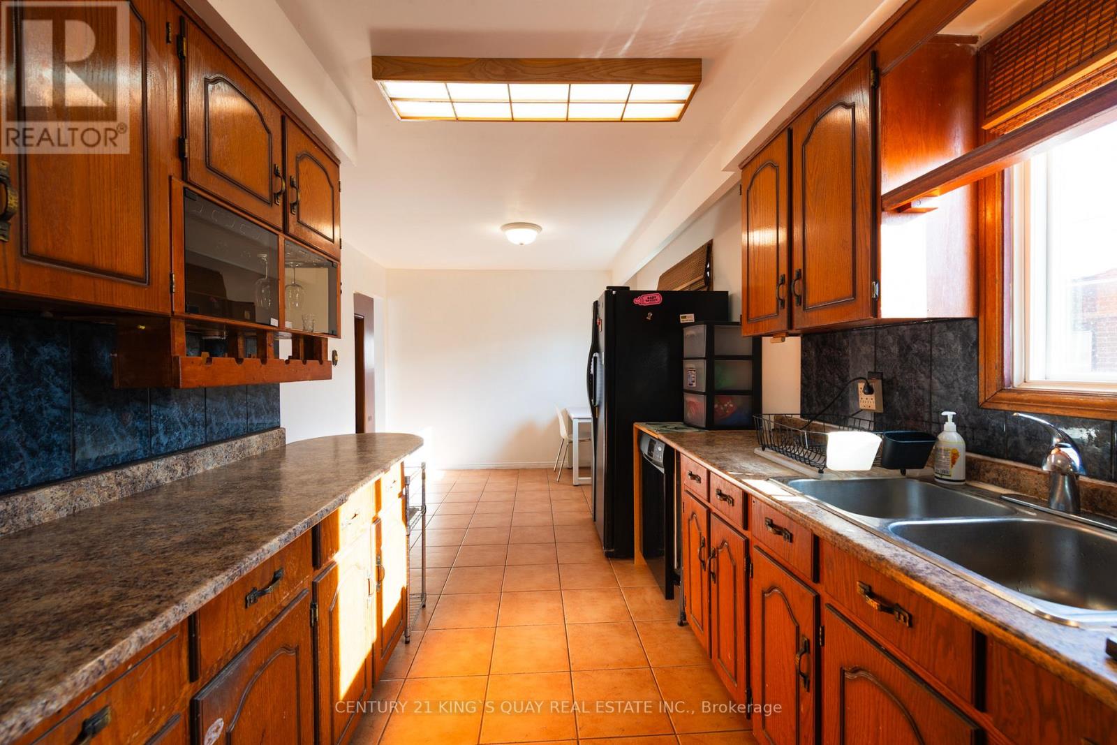 9 Barrington Crescent, Markham, Ontario  L3R 3H2 - Photo 11 - N12749754