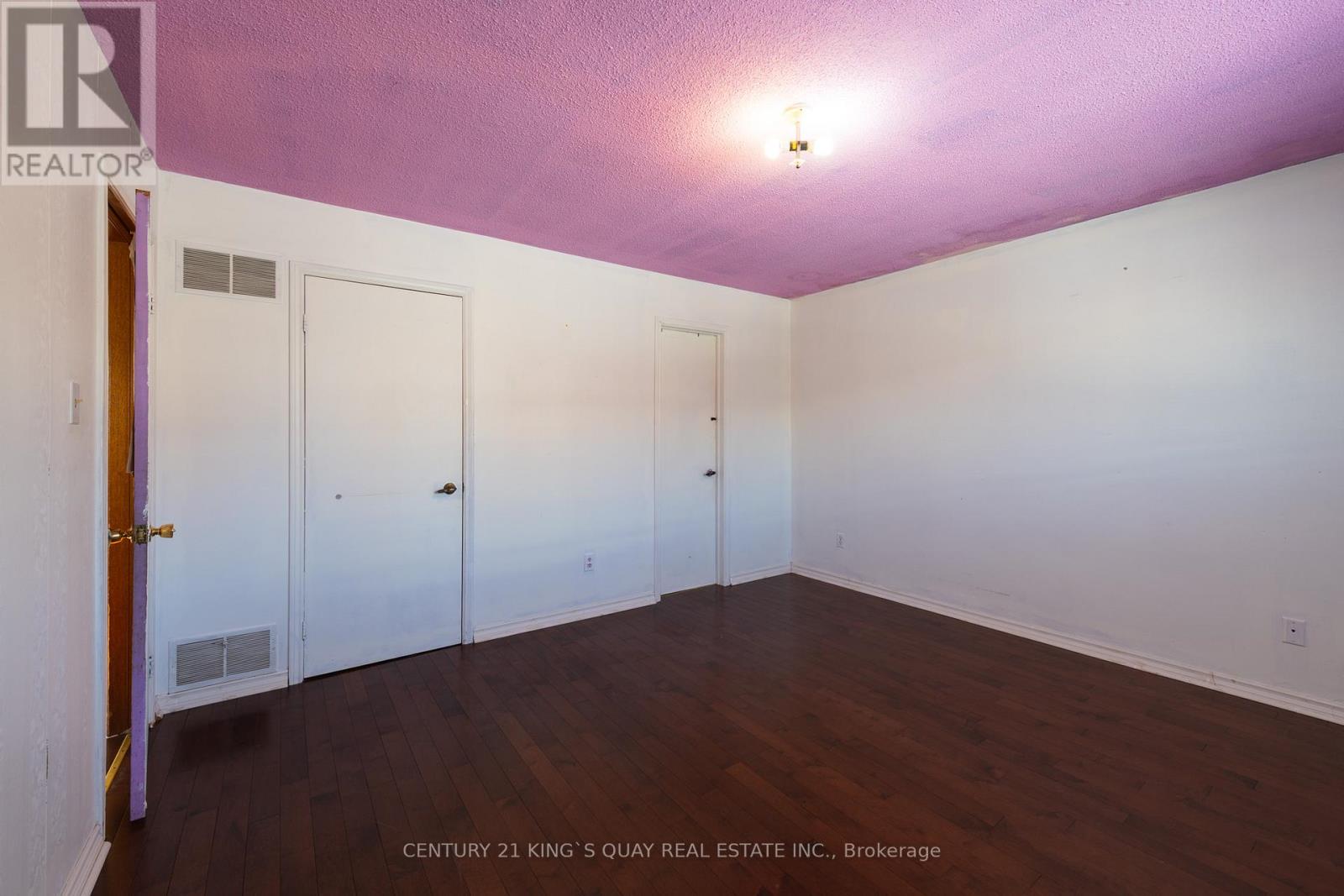 9 Barrington Crescent, Markham, Ontario  L3R 3H2 - Photo 13 - N12749754