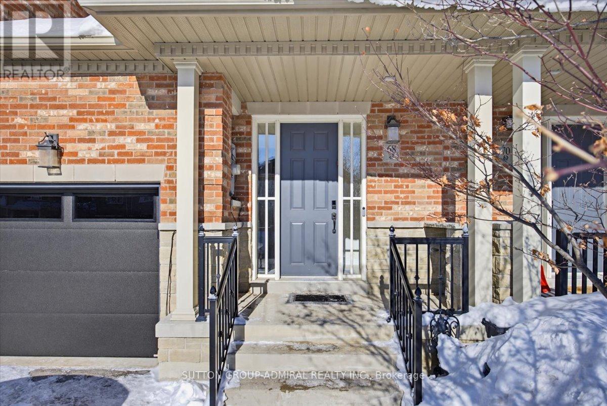 68 Southvale Drive, Vaughan, Ontario  L6A 0Y6 - Photo 2 - N12749810