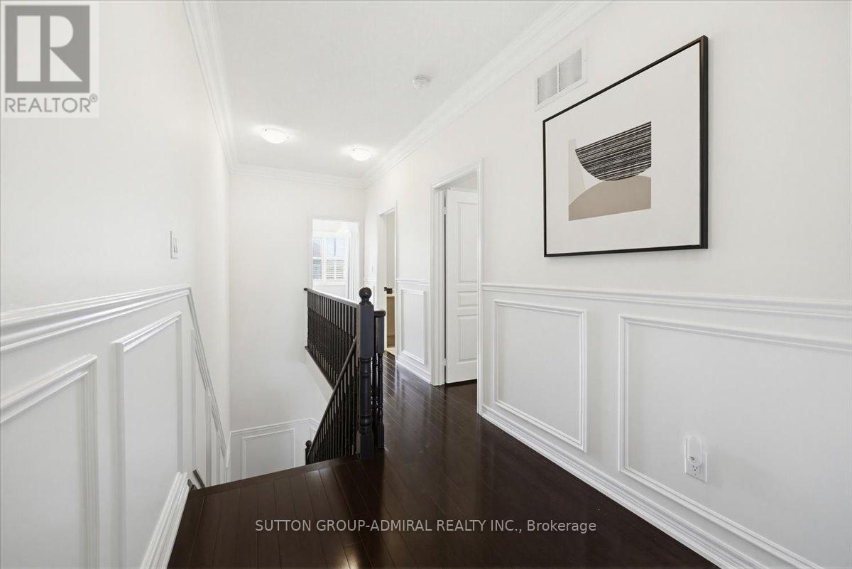 68 Southvale Drive, Vaughan, Ontario  L6A 0Y6 - Photo 20 - N12749810