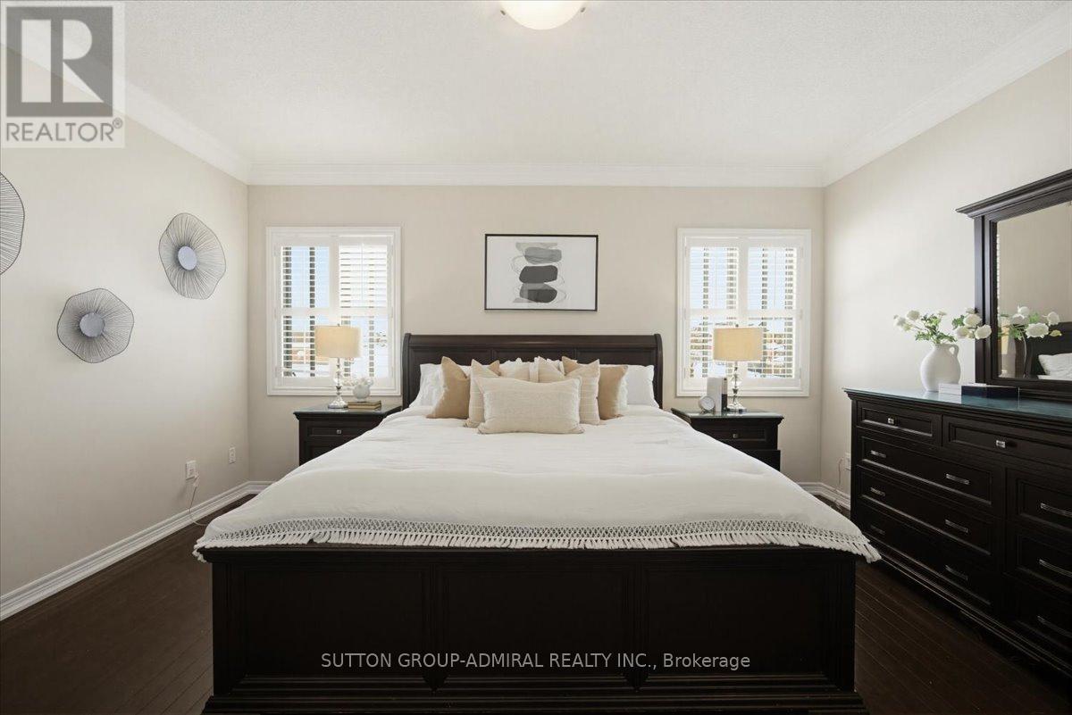 68 Southvale Drive, Vaughan, Ontario  L6A 0Y6 - Photo 22 - N12749810