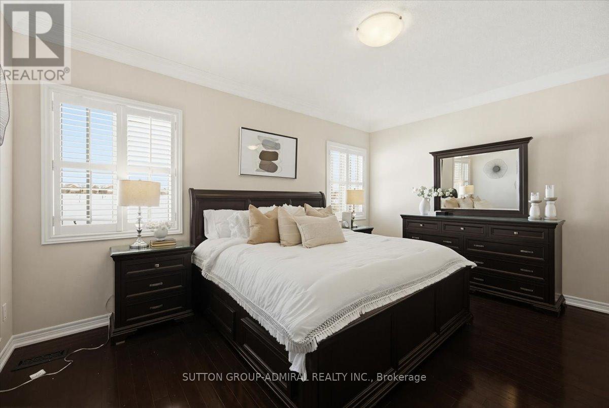 68 Southvale Drive, Vaughan, Ontario  L6A 0Y6 - Photo 23 - N12749810