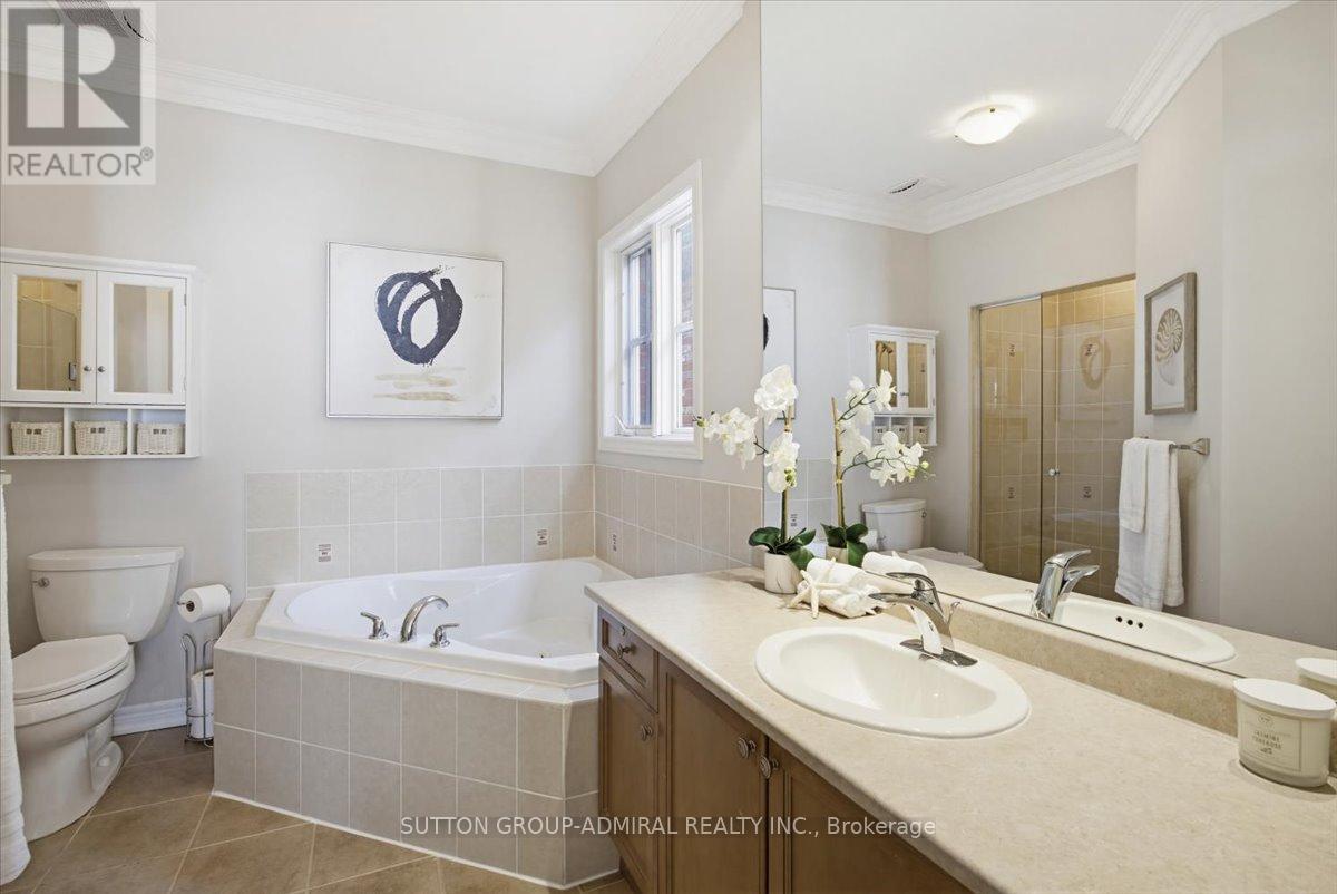 68 Southvale Drive, Vaughan, Ontario  L6A 0Y6 - Photo 24 - N12749810