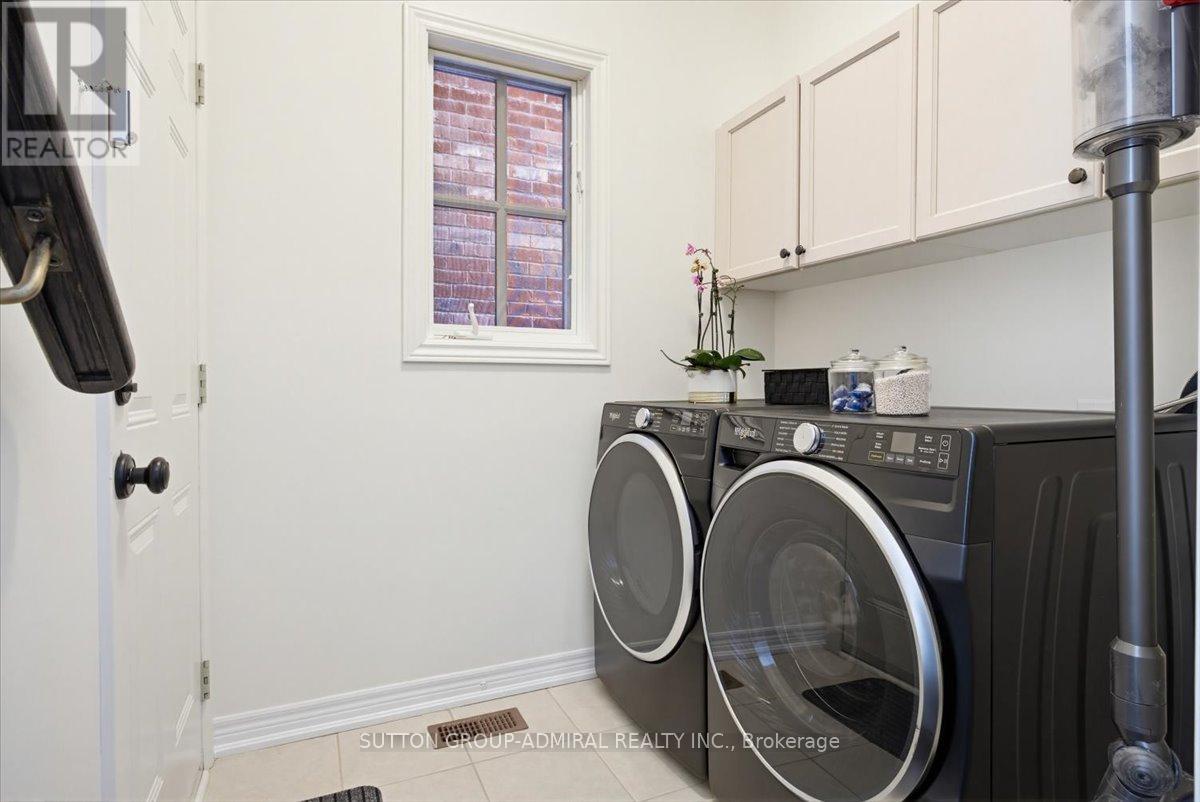 68 Southvale Drive, Vaughan, Ontario  L6A 0Y6 - Photo 35 - N12749810