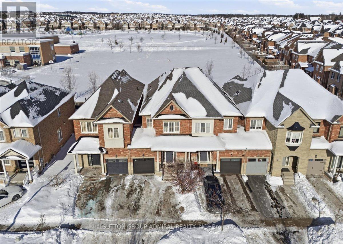 68 Southvale Drive, Vaughan, Ontario  L6A 0Y6 - Photo 39 - N12749810