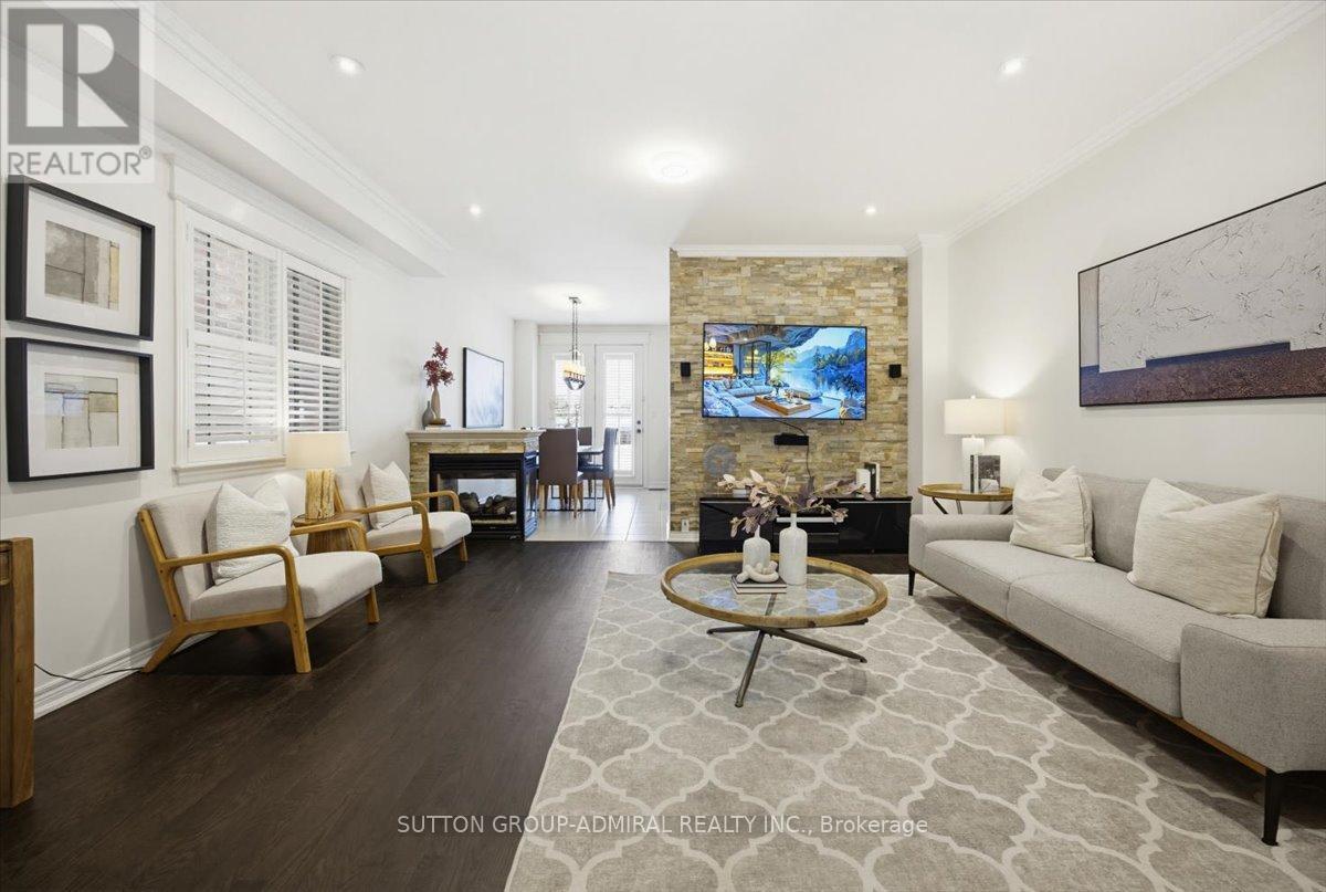 68 Southvale Drive, Vaughan, Ontario  L6A 0Y6 - Photo 6 - N12749810