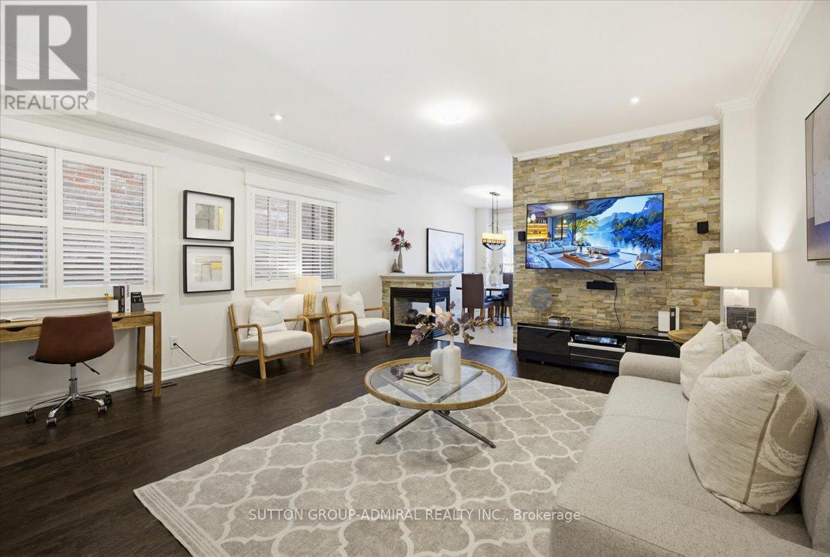 68 Southvale Drive, Vaughan, Ontario  L6A 0Y6 - Photo 9 - N12749810