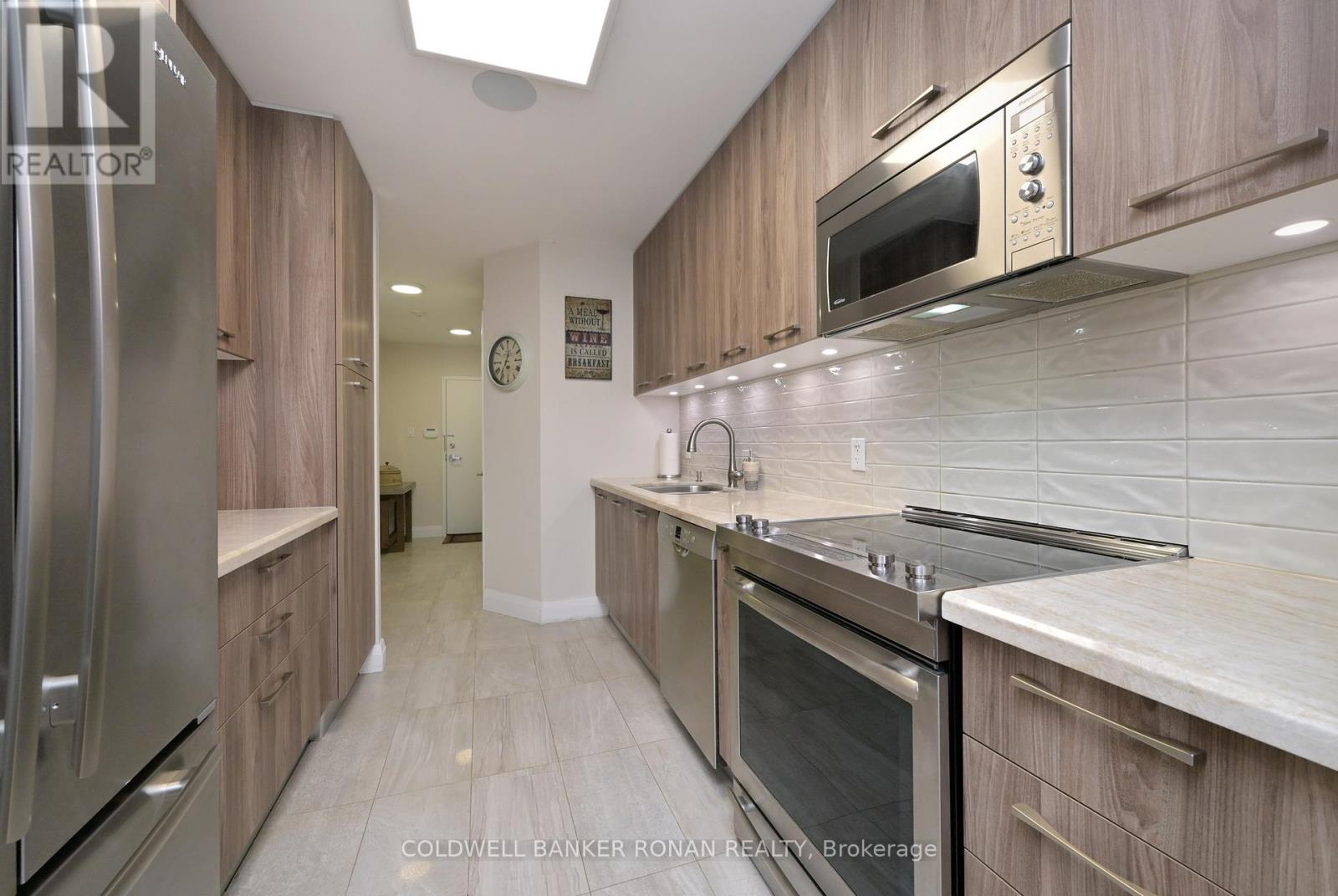 115 - 32 Church Street, King (Schomberg), Ontario L0G 1T0 - Photo 5 - N12749838