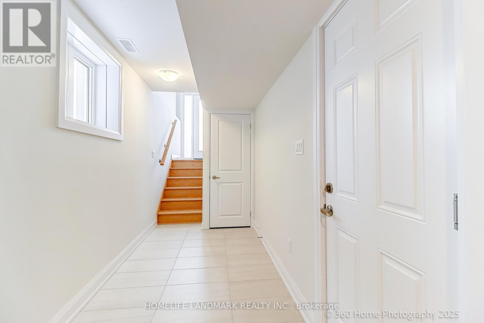 119 Seguin Street, Richmond Hill, Ontario  L4E 1N2 - Photo 14 - N12749860