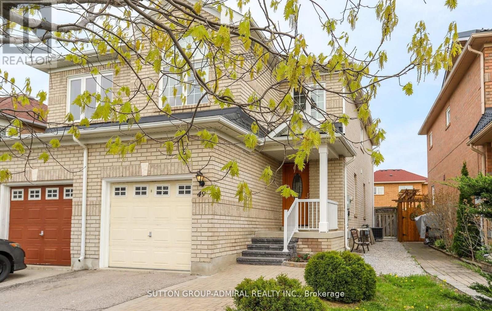 49 National Pine Drive, Vaughan, Ontario  L6A 3M3 - Photo 2 - N12749896