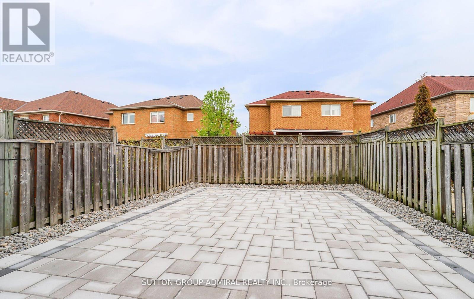49 National Pine Drive, Vaughan, Ontario  L6A 3M3 - Photo 33 - N12749896