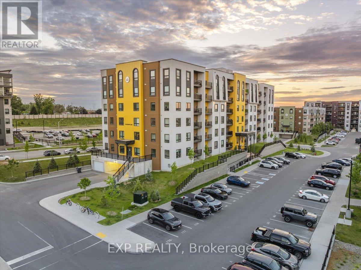 409 - 8 Culinary Lane, Barrie, Ontario  L9J 0T2 - Photo 2 - S12749840