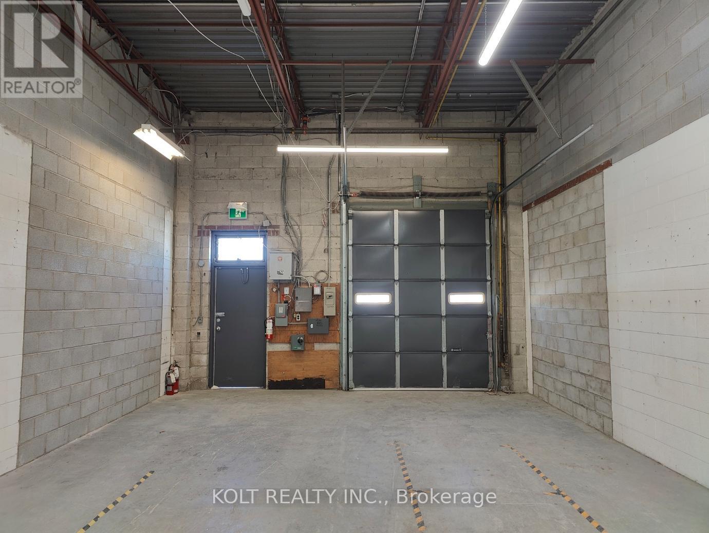 24 - 300 Esna Park Drive, Markham, Ontario  L3R 1H3 - Photo 6 - N12455006