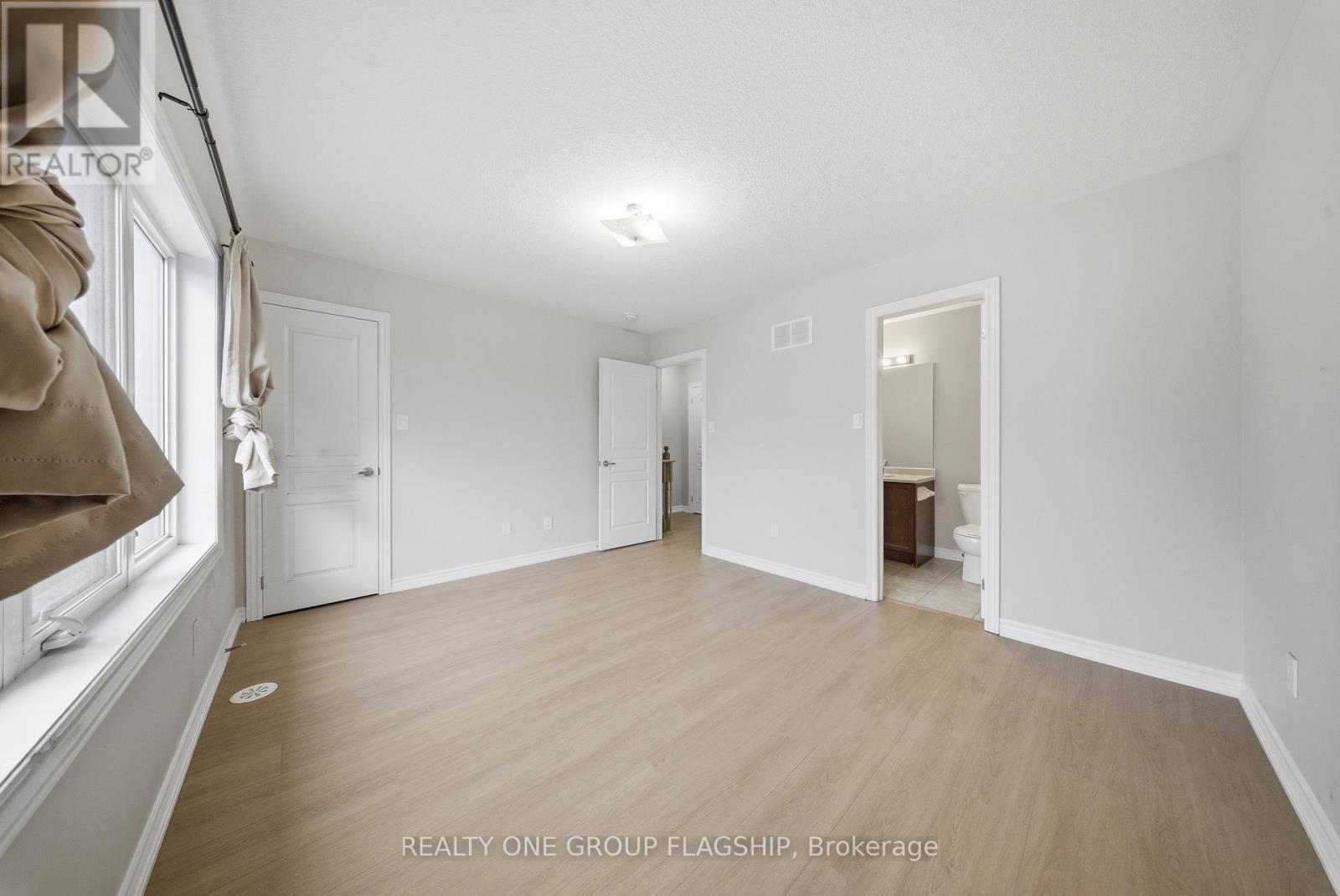 51 Aspen Hills Road, Brampton, Ontario  L6Y 6E4 - Photo 19 - W12705236