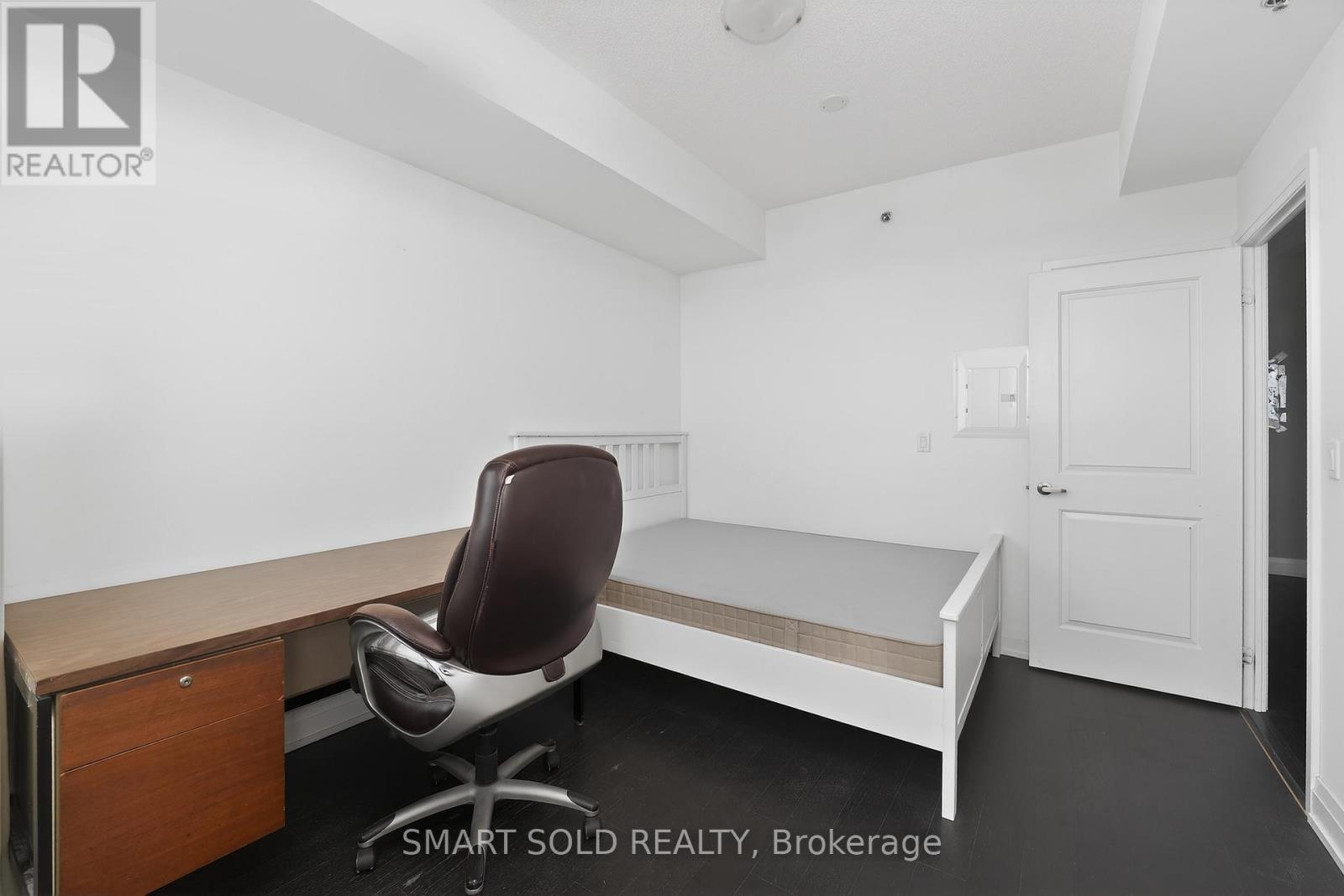 712 - 65 Speers Road, Oakville, Ontario  L6K 0J1 - Photo 14 - W12664946