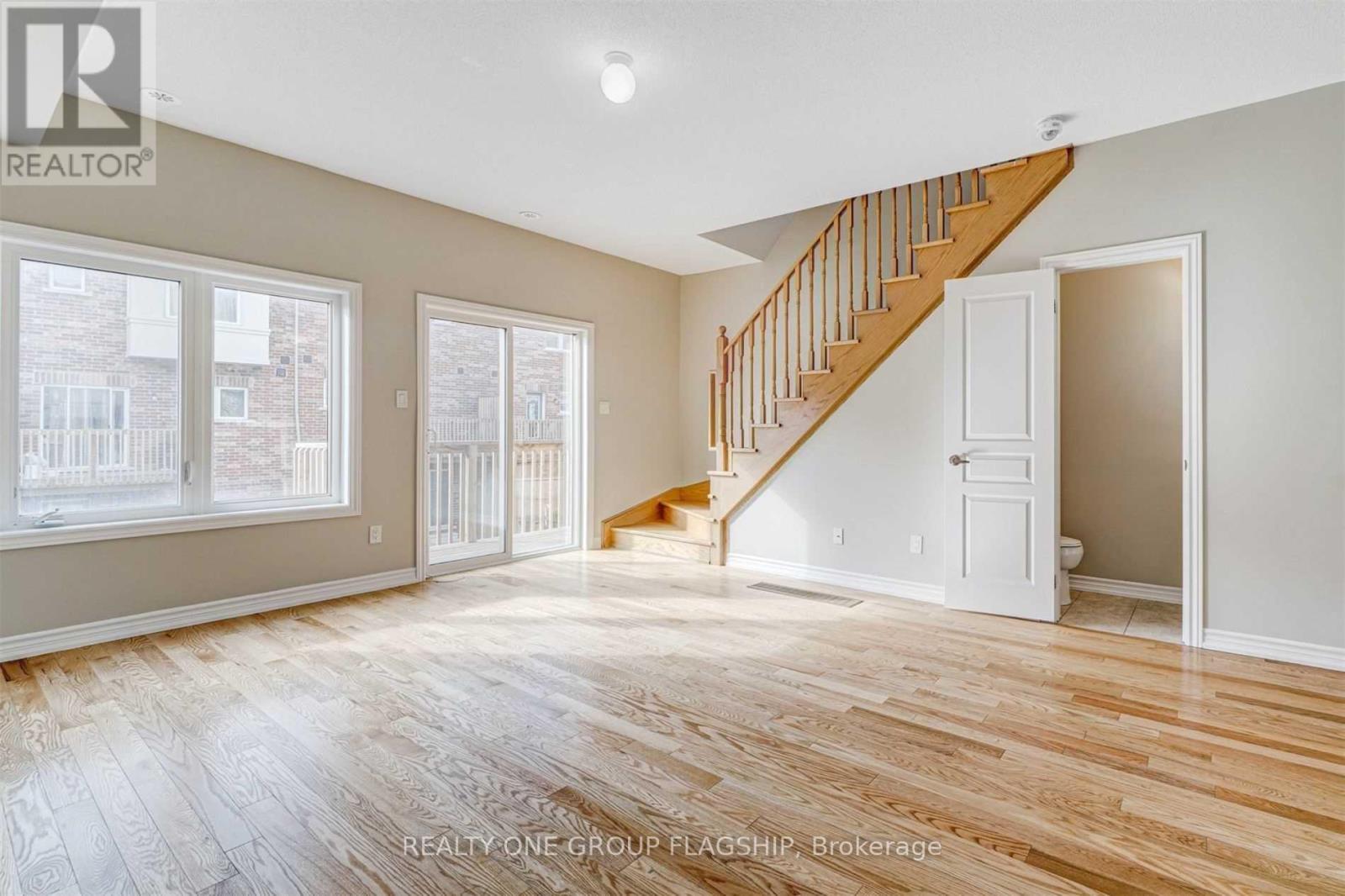 51 Aspen Hills Road, Brampton, Ontario  L6Y 6E4 - Photo 14 - W12705236