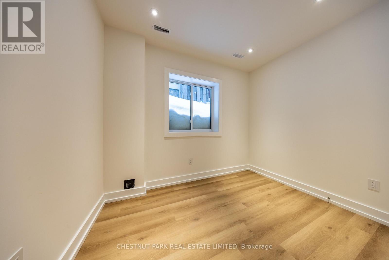 A - 29 Hatherley Road, Toronto, Ontario  M6E 1V8 - Photo 11 - W12749678