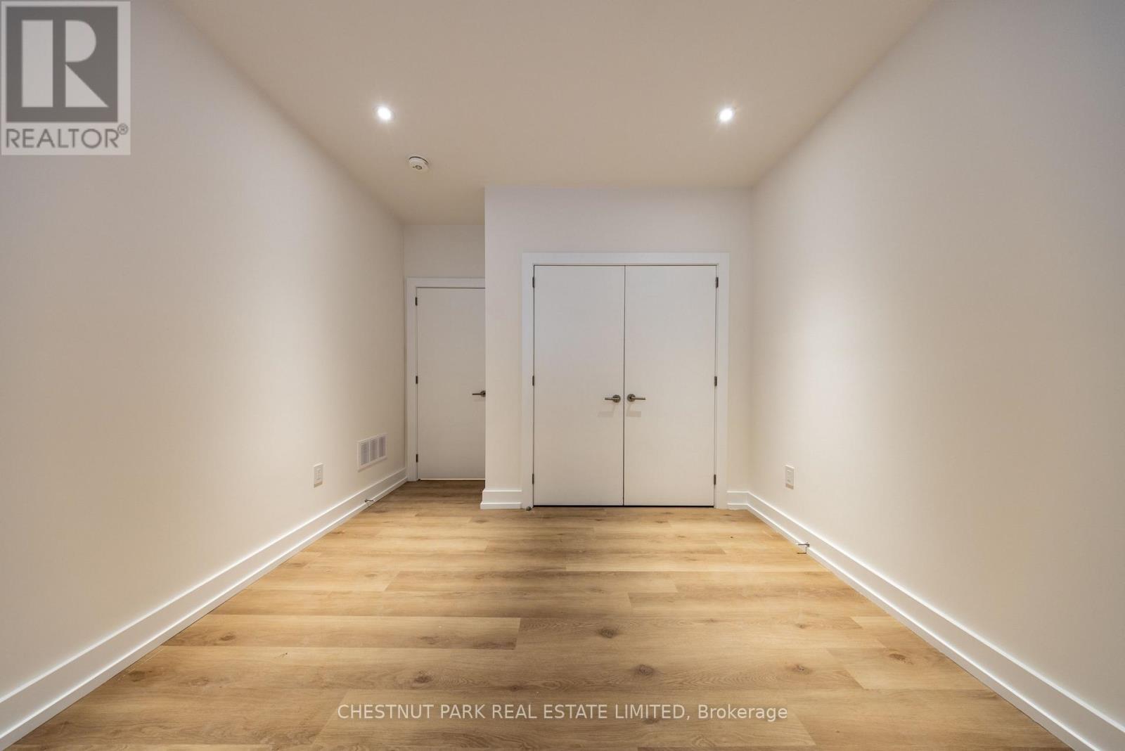 A - 29 Hatherley Road, Toronto, Ontario  M6E 1V8 - Photo 6 - W12749678