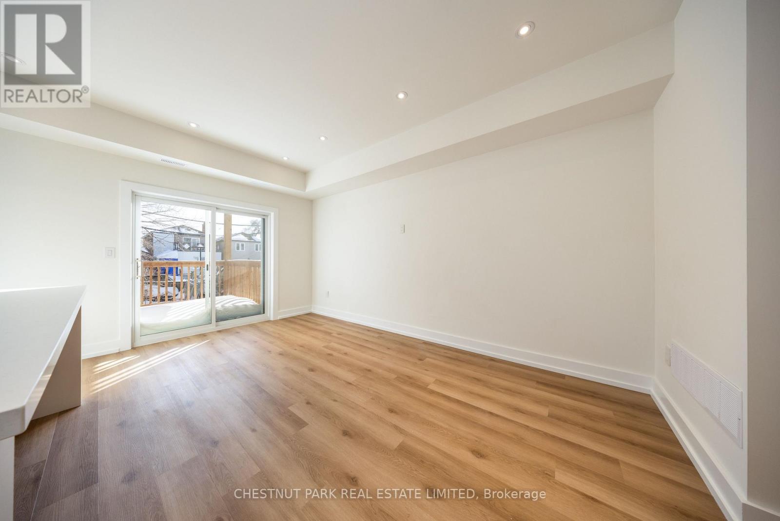 B - 29 Hatherley Road, Toronto (Caledonia-Fairbank), Ontario  M6E 1V8 - Photo 19 - W12749680