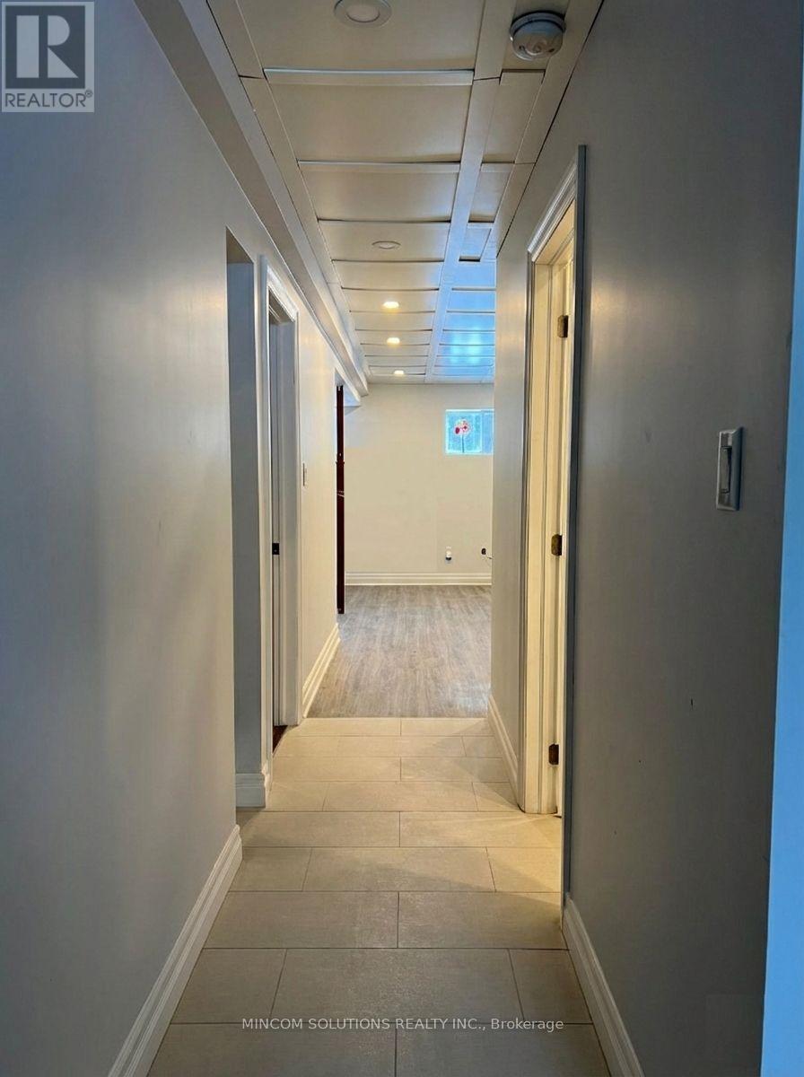 Lower - 20 Park Road, Tiny, Ontario  L0L 1P0 - Photo 7 - S12749156