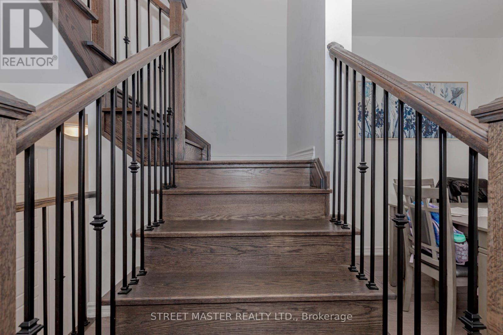 90 Keppel Circle, Brampton, Ontario  L7A 0B6 - Photo 19 - W12749734