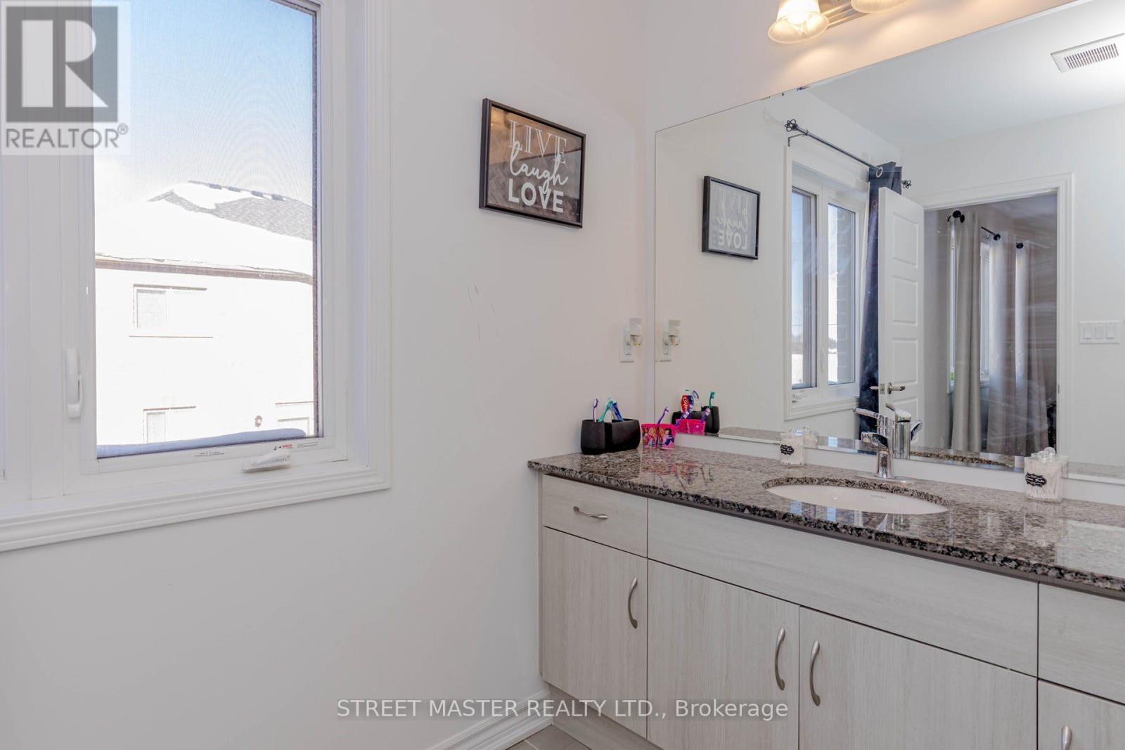 90 Keppel Circle, Brampton, Ontario  L7A 0B6 - Photo 24 - W12749734